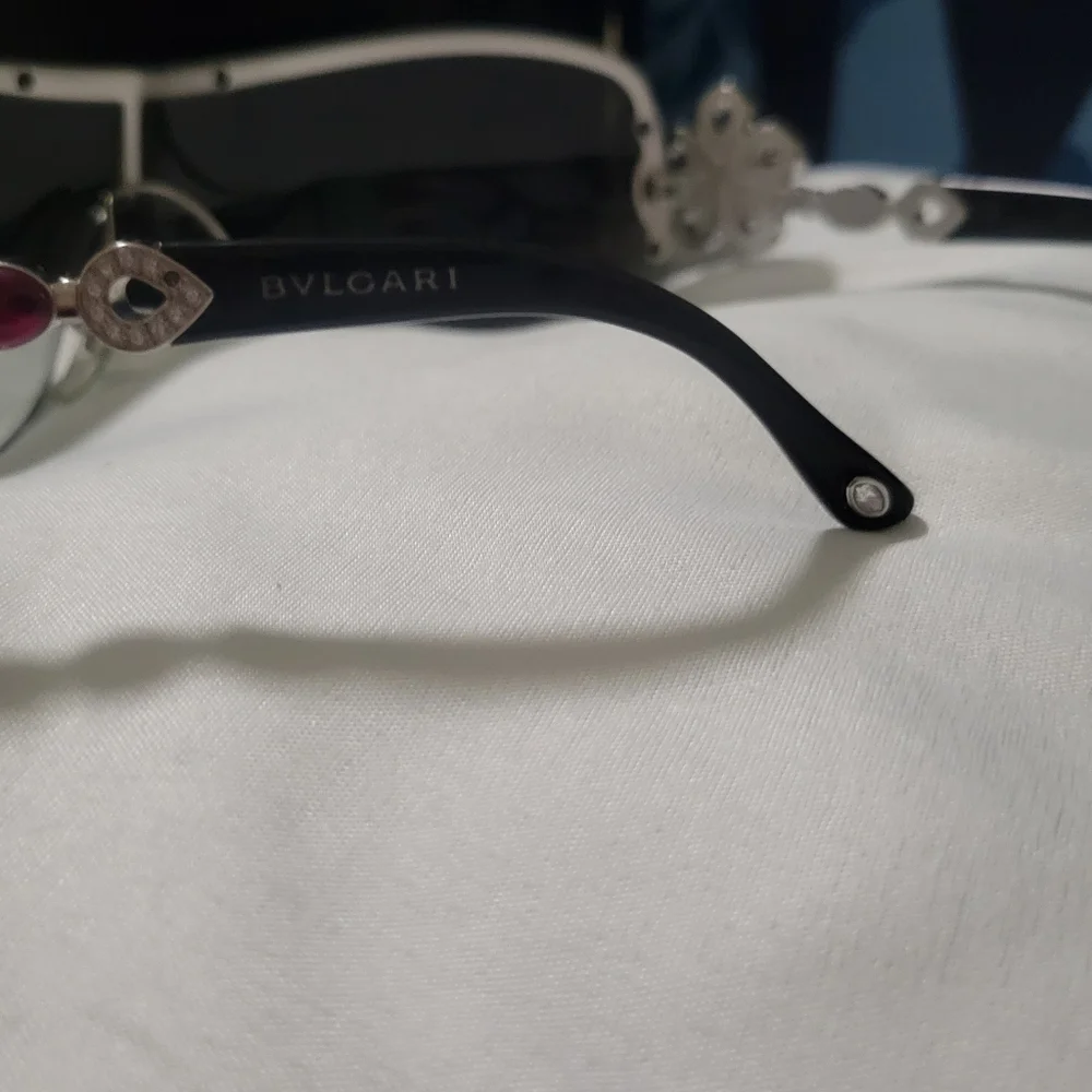 Brand new Bulgari sunnies Limted Edtion - Picture 6 of 12